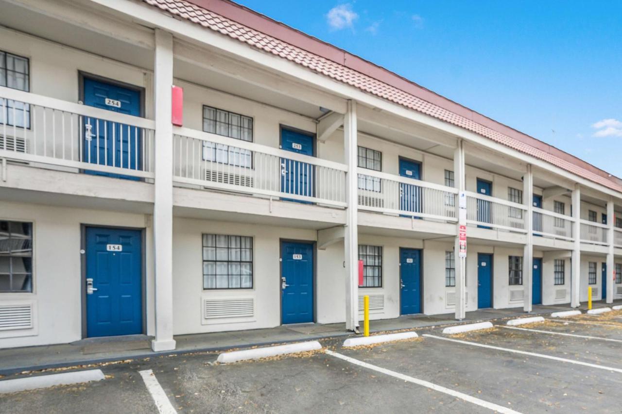 6-dallas, Tx - Market Center Hotel