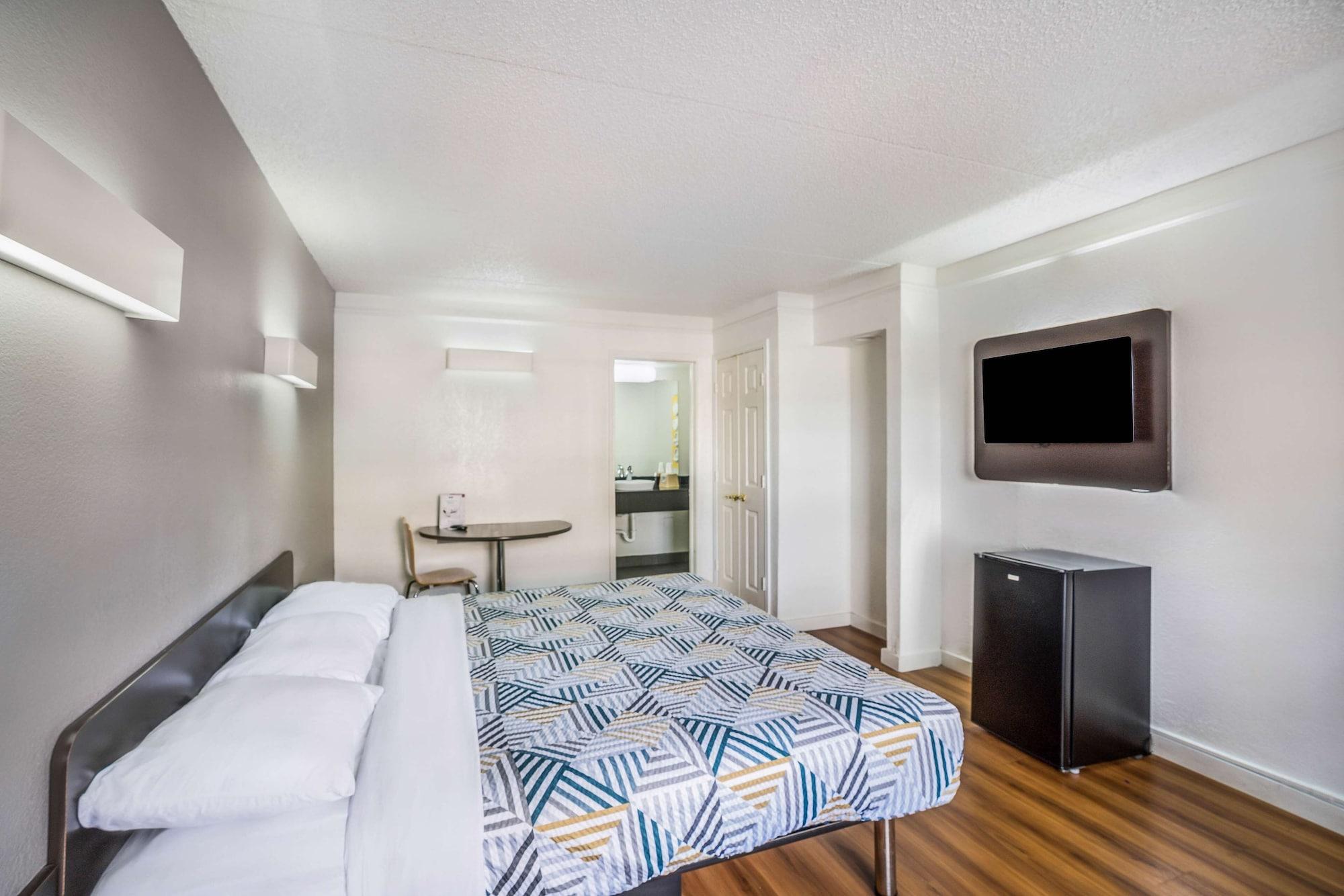6-dallas, Tx - Market Center 2*