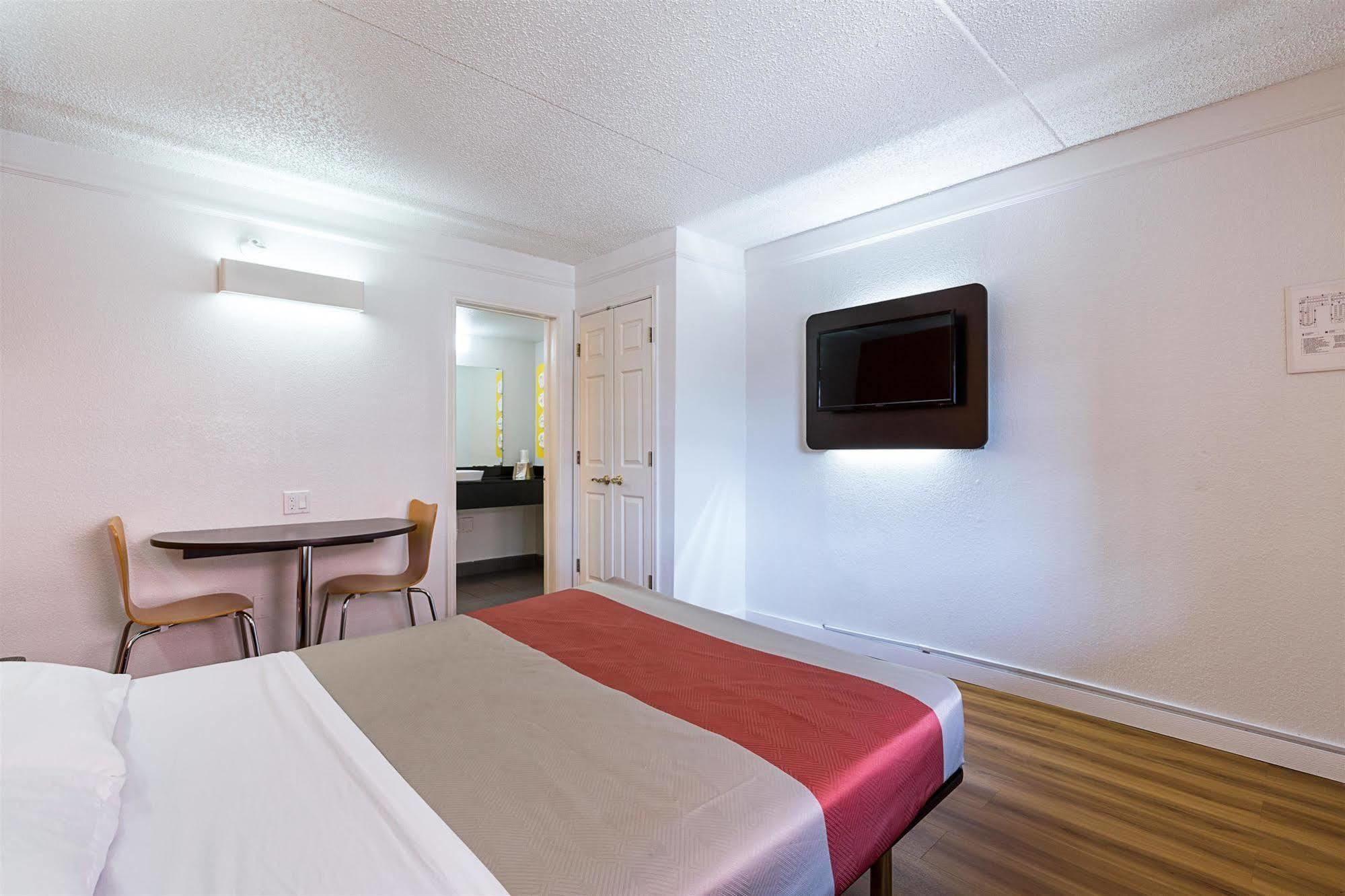 6-dallas, Tx - Market Center Hotel Dallas